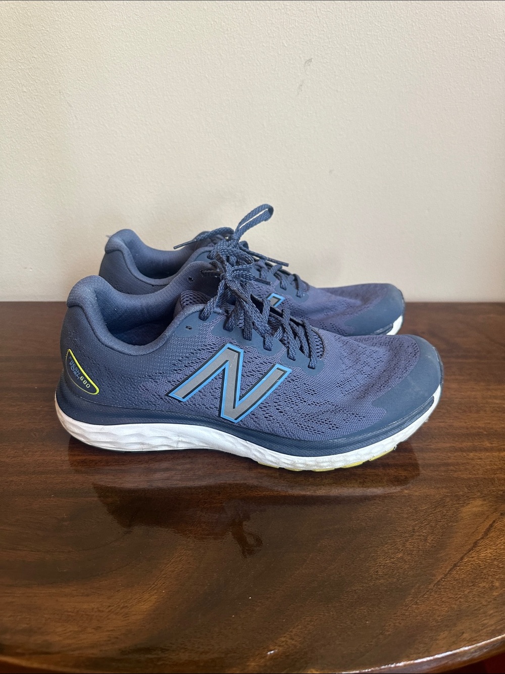 New Balance Fresh Foam 680 Athletic Sneakers - Like New